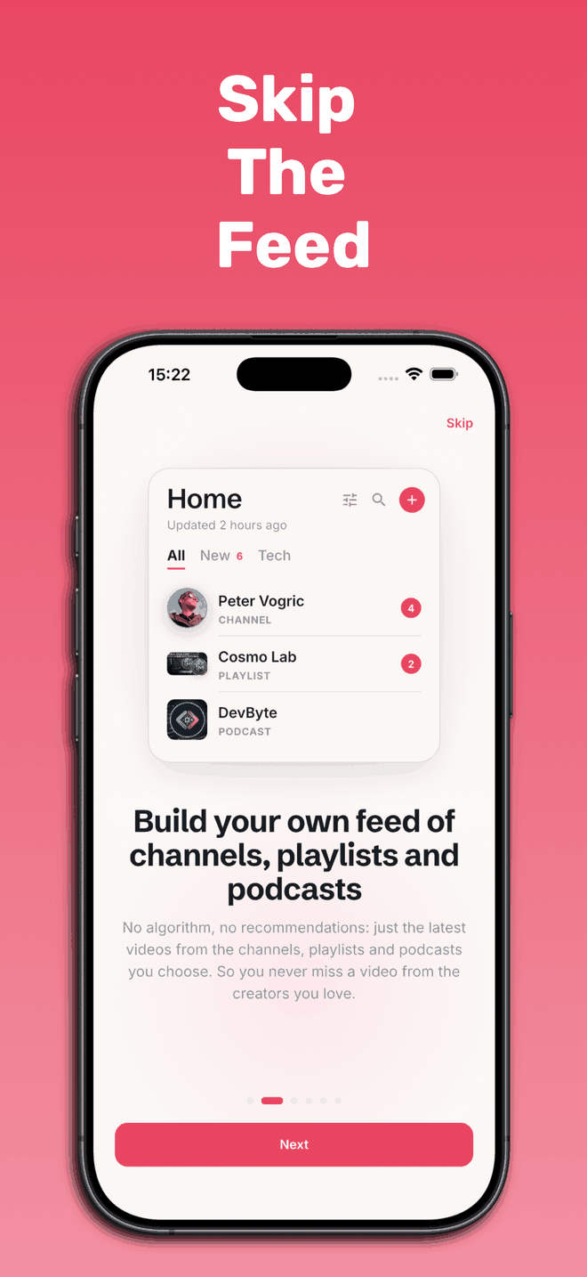 Streamscription su iPhone: la schermata Home con il canale Peter Vogric, la playlist Cosmo Lab e il podcast DevByte, ognuno con il badge dei video non ancora visti, sopra le schede Tutti, Nuovi e Tech.